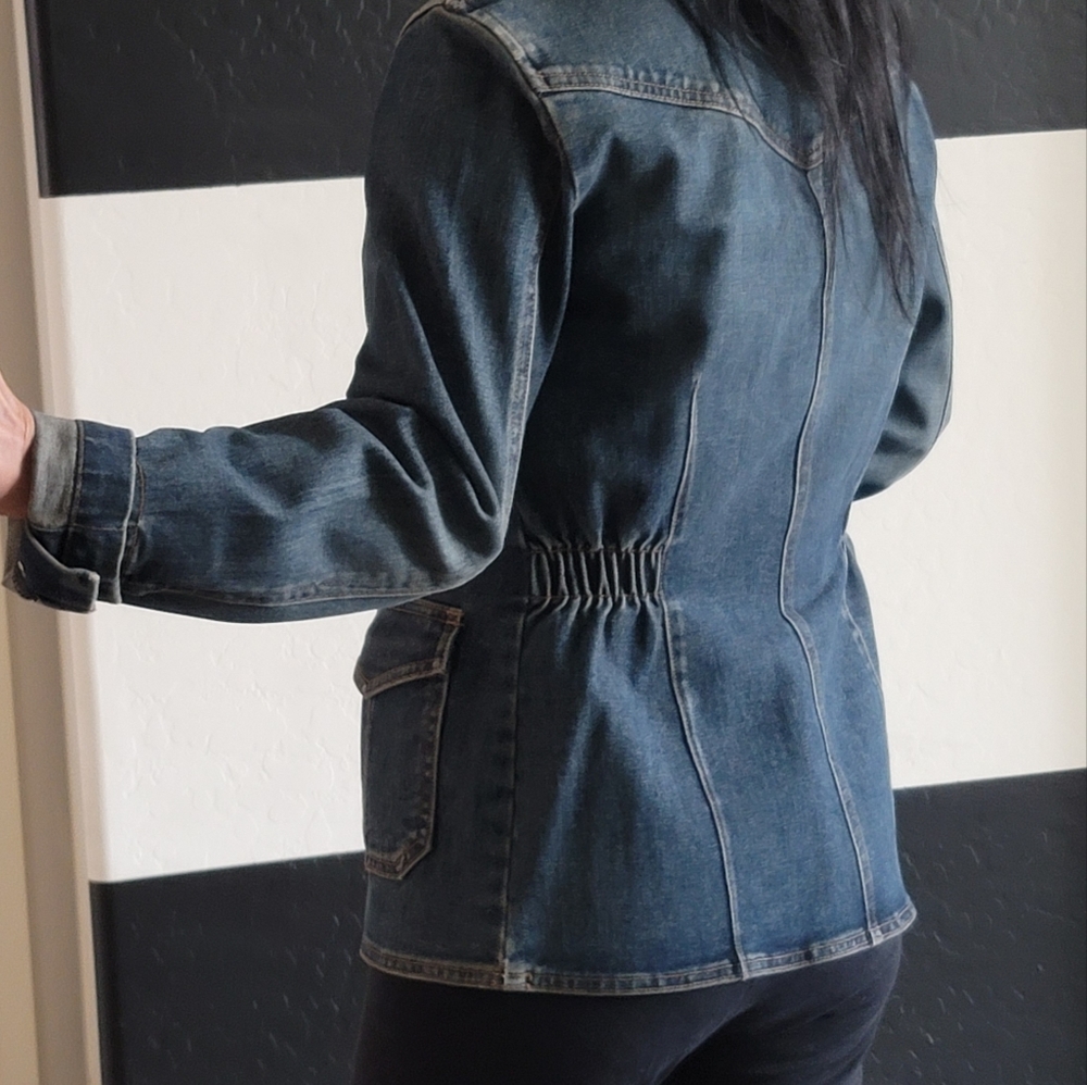 Gap Jean Jacket - image 4